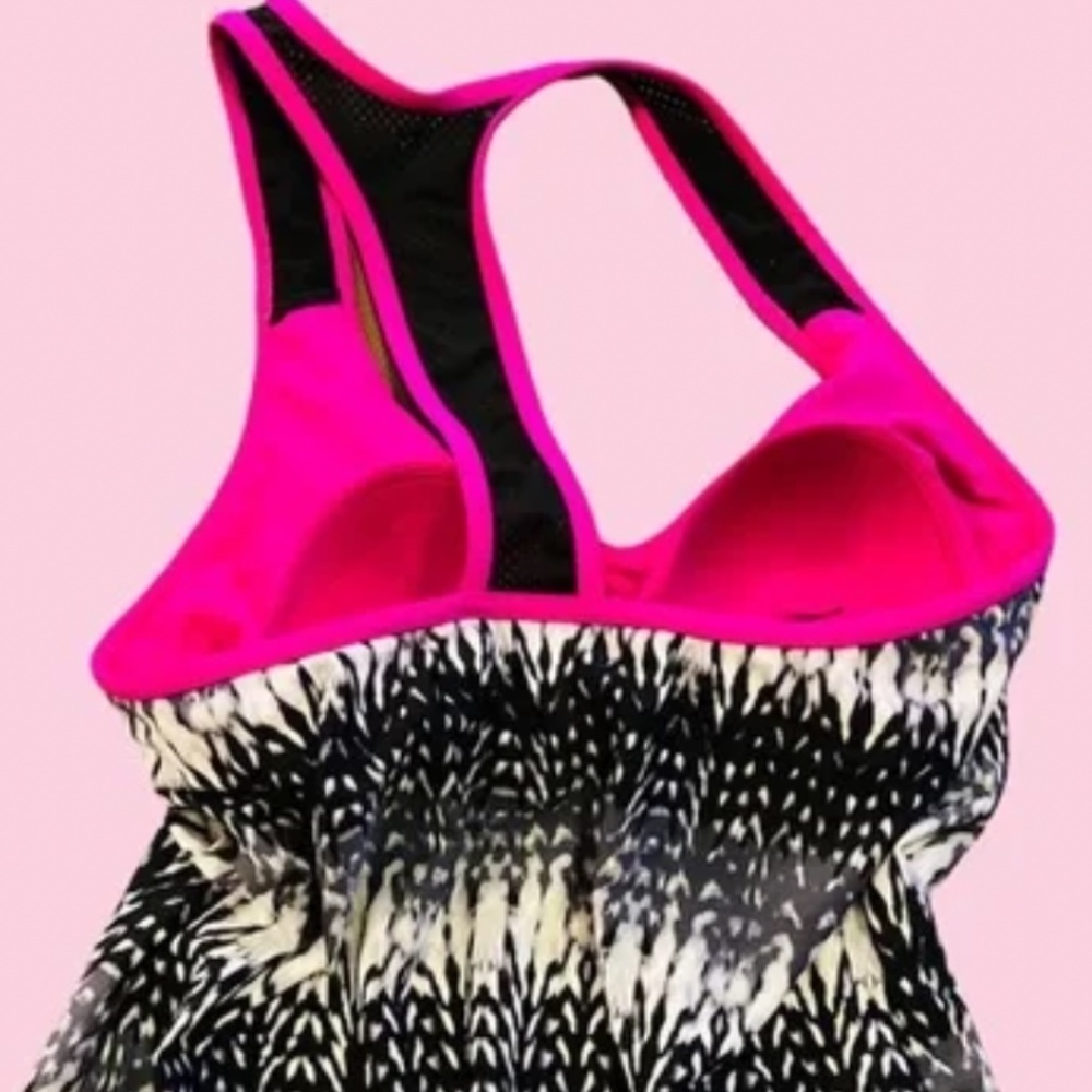Racerback TANKINI Black /White/ Hot Pink Zigzag Swim Top Activewear Swimwear